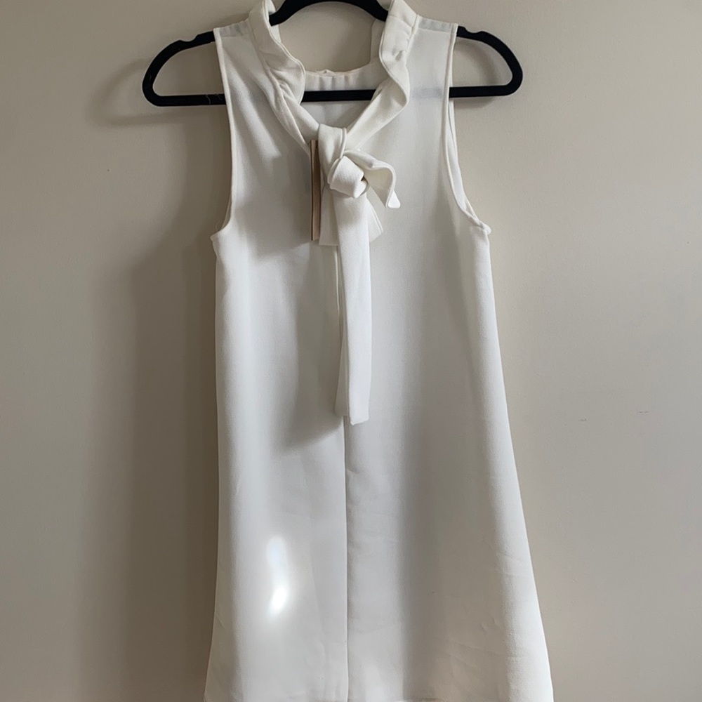 Dress - Picture 4 of 4